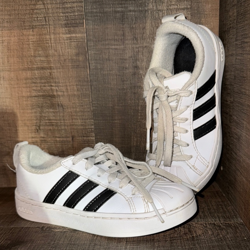 ADIDAS‎ SNEAKERS- size 11